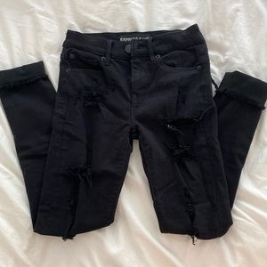 Black distressed jeans